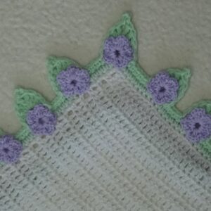 Crocheted Violet Edging with Leaves