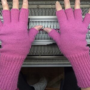 machine knit short finger gloves